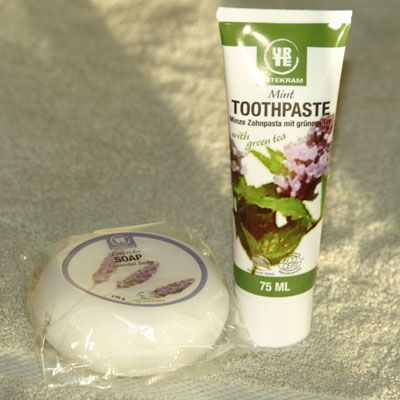 Tandkräm mynta med grönt te och lavendeltvål paket, ekologisk Urtekram
