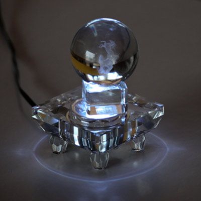 Kristallglas häst 8cm med ljusbox i fasetterat glas inklusive adapter