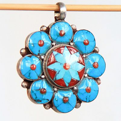 Lotusformad turkos med koraler smycke hänge i .925 Sterling silver 4,4 cm